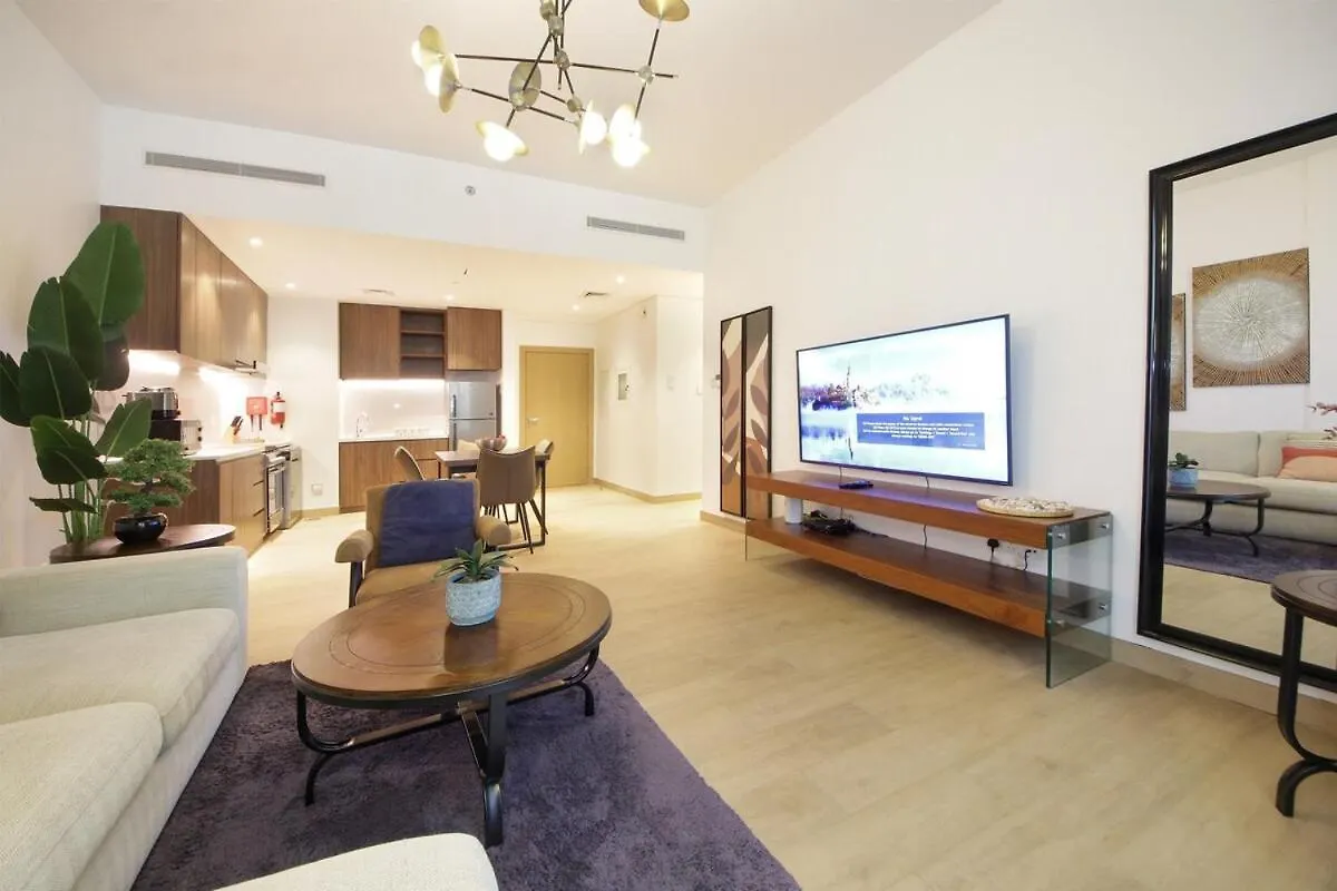Stylish 1Br La Mer, La Cote B2 location