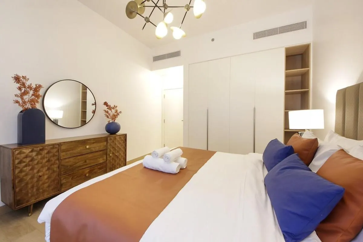 Stylish 1Br La Mer, La Cote B2 Dubai Apartment